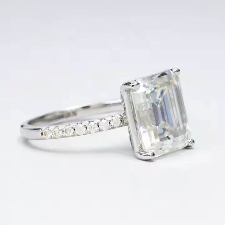 Classic Ring Design