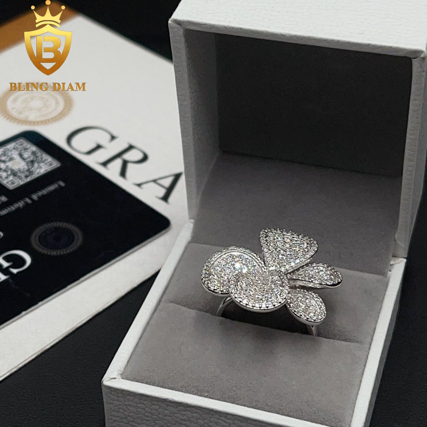 Flower-design moissanite ring