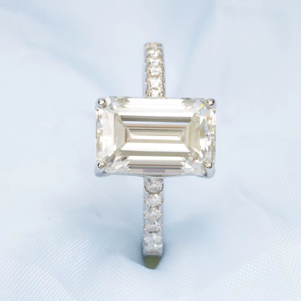 Classic Ring Design