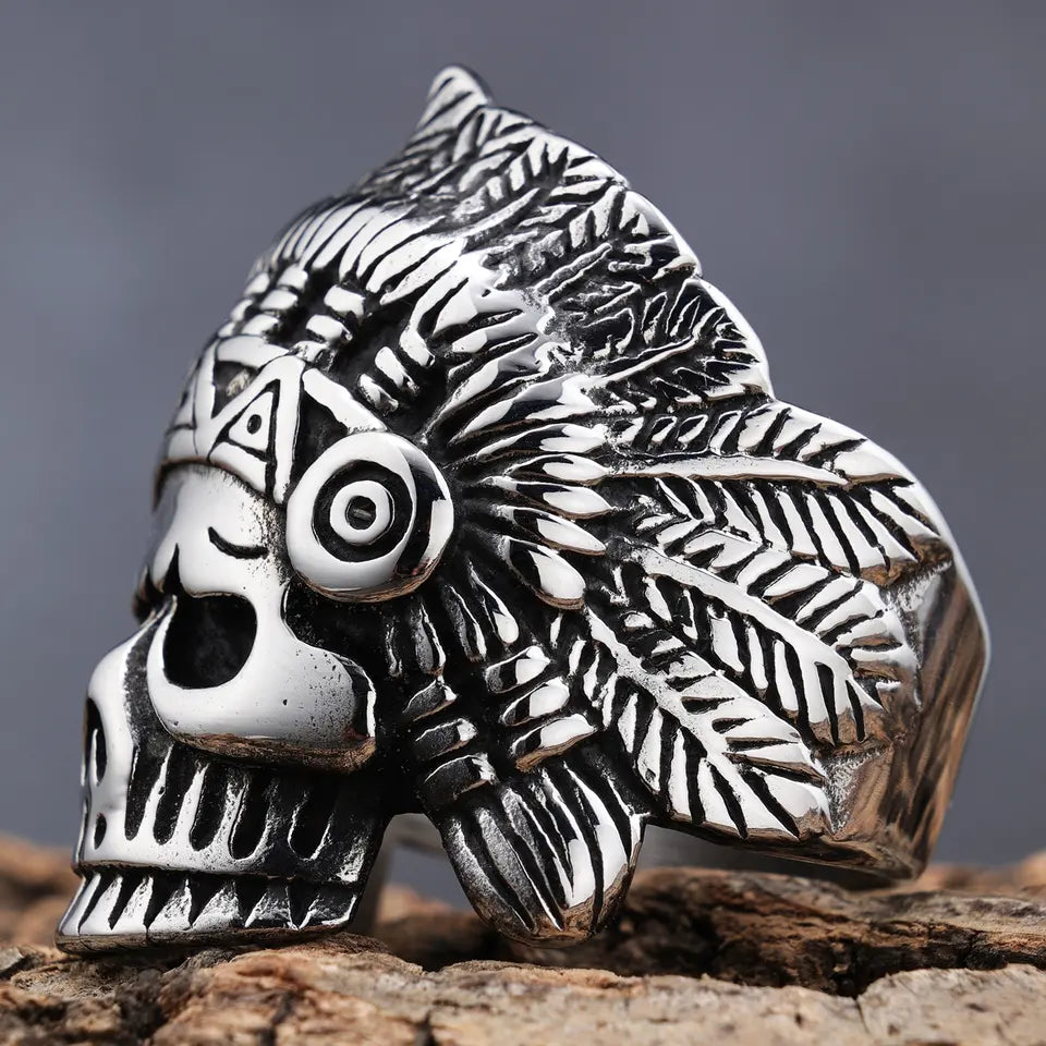 Bold Skull Ring