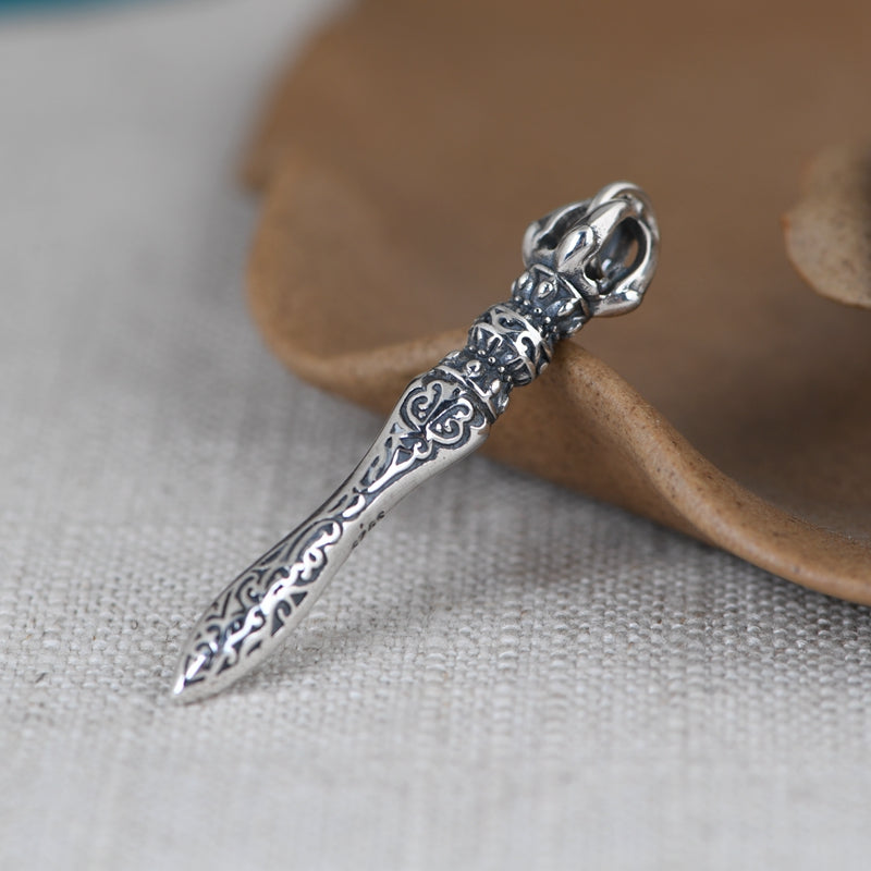 Pestle Arrow Necklace