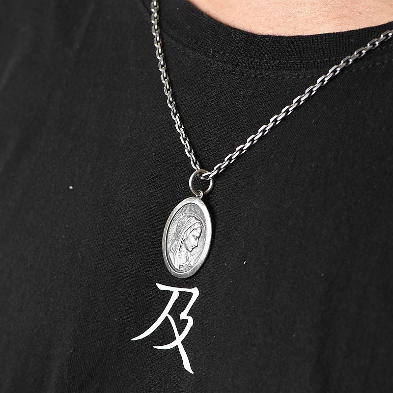 Oval Necklace