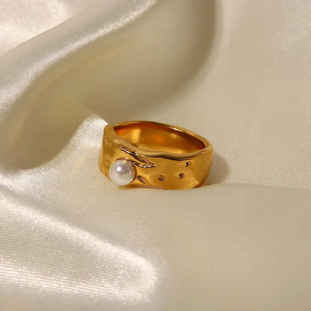 Plated Pearl Finger Rings