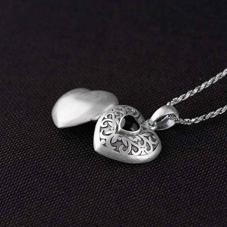Oil Drop Heart Necklace
