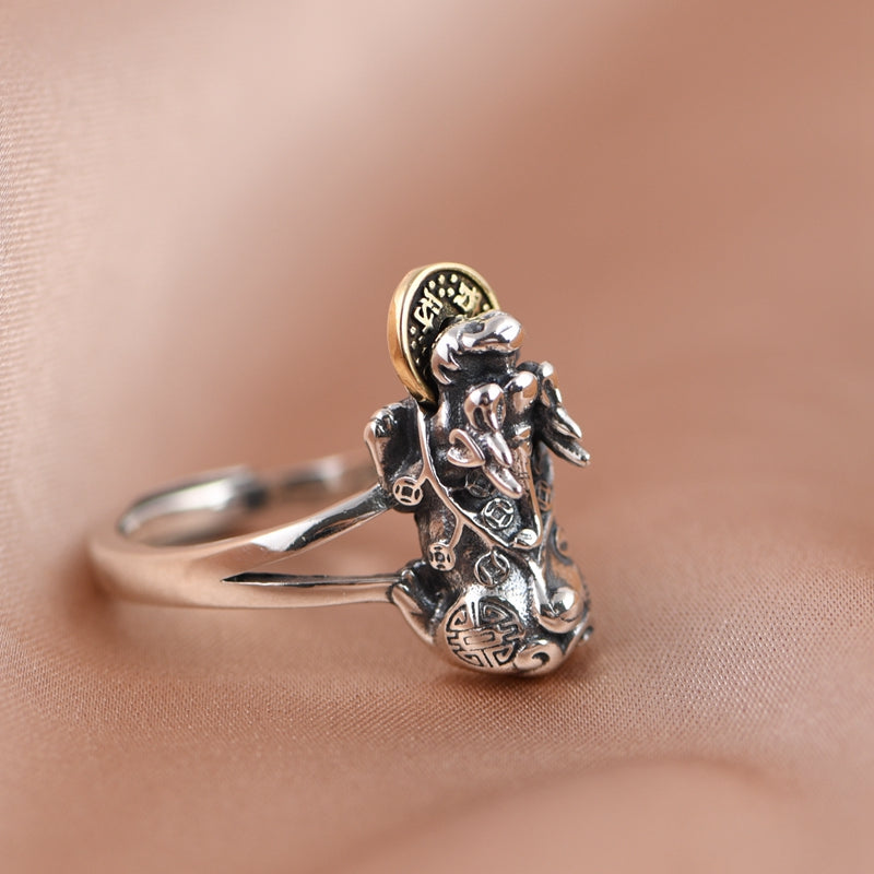 China Vintage Ring