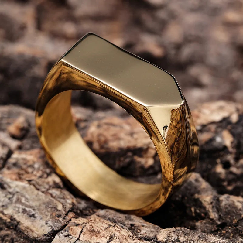 Minimalistic Ring