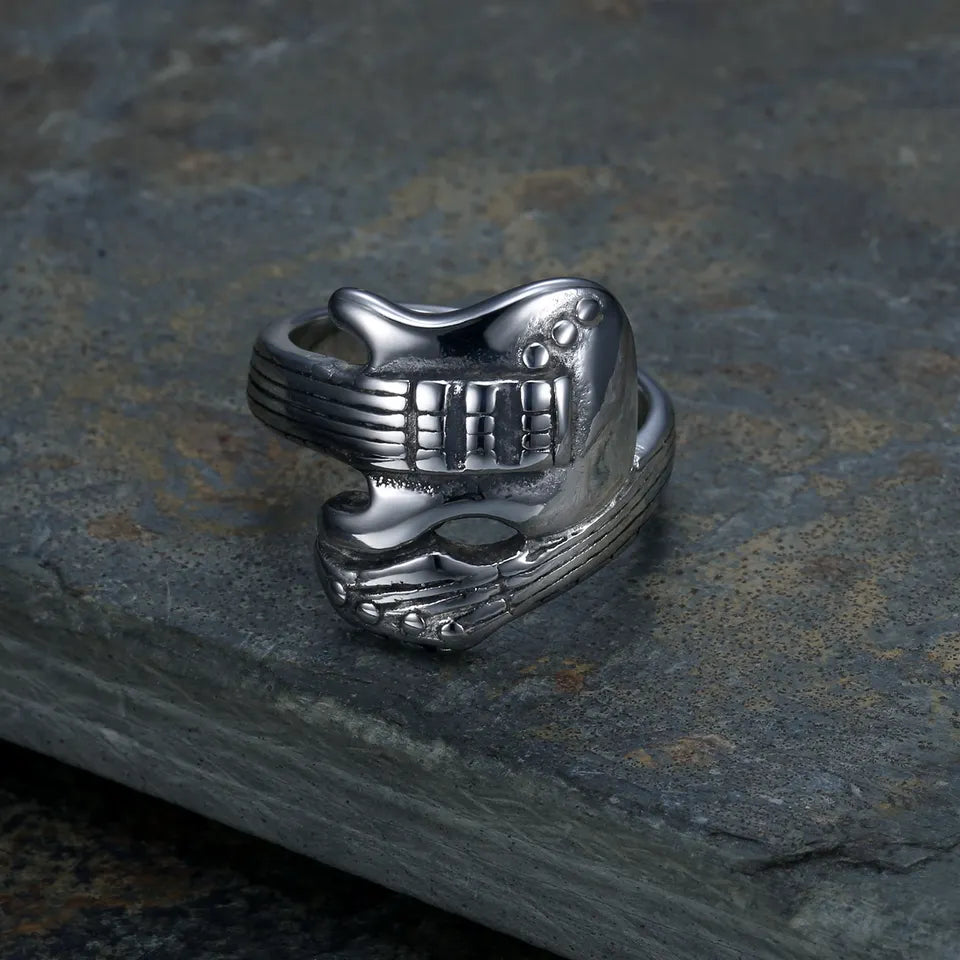 Guitar Ring