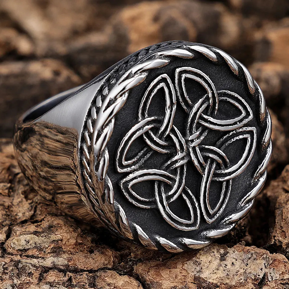 Celtic Knot Ring