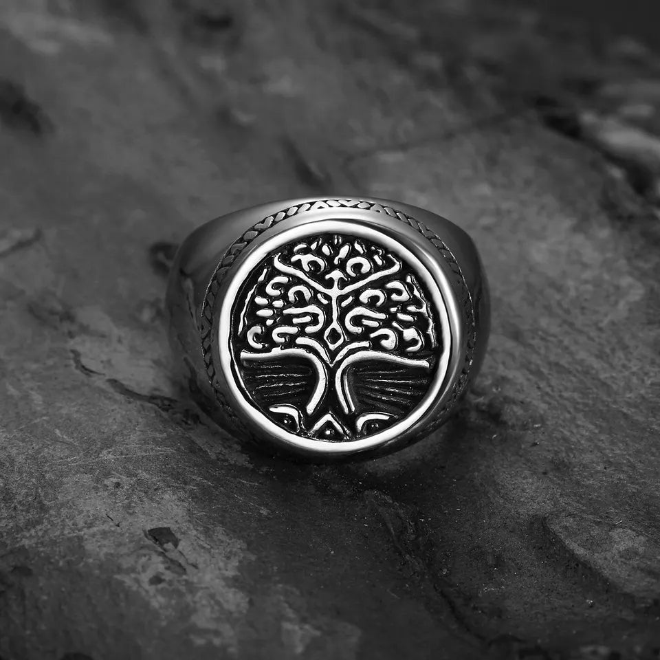Yggdrasil Knot Ring