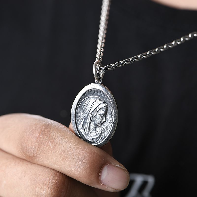 Oval Necklace