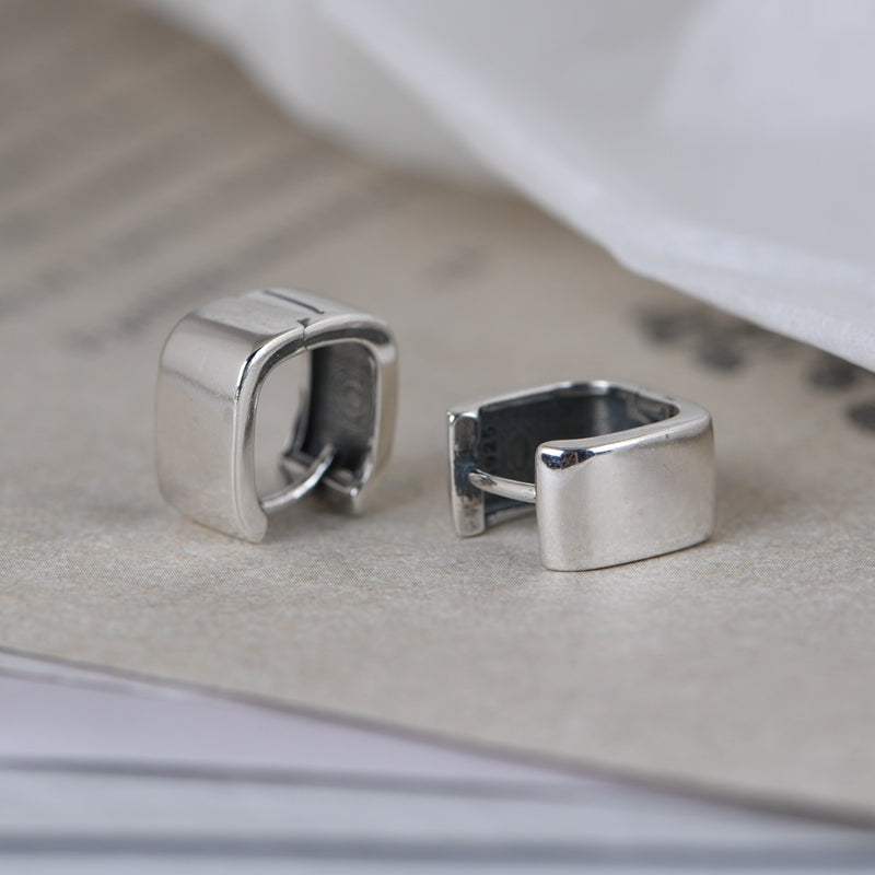 U-Shaped Flower Pattern Earrings