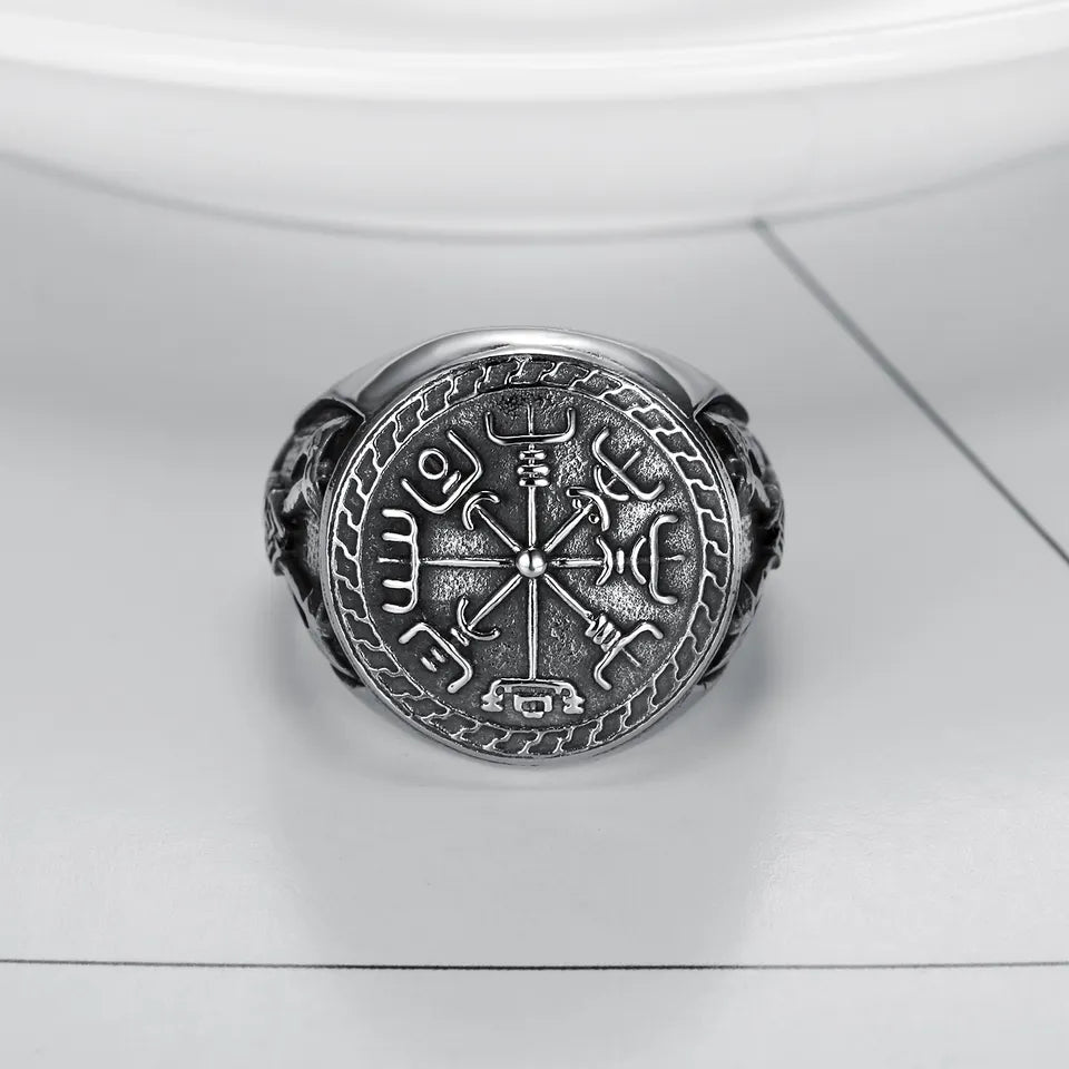 Vegvisir Compass Ring