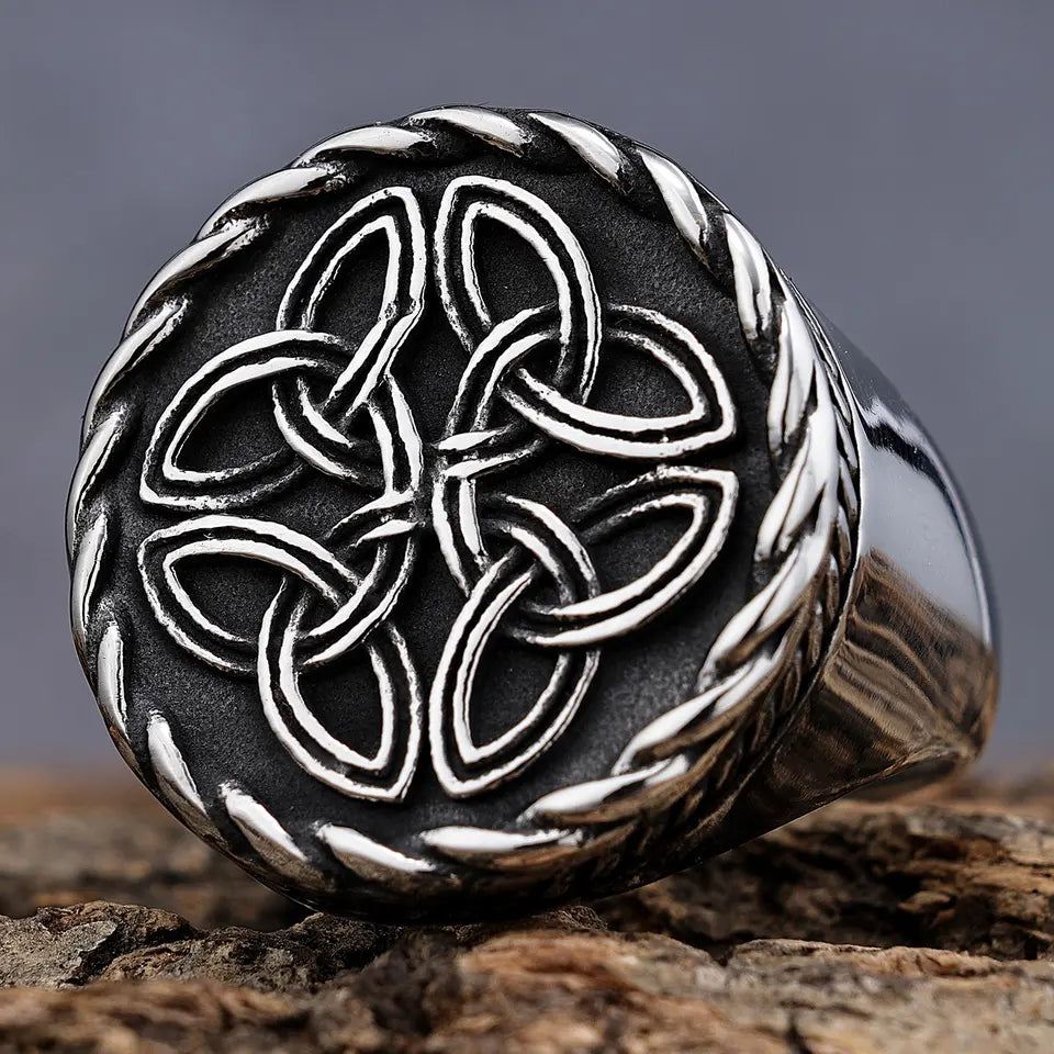 Celtic Knot Ring