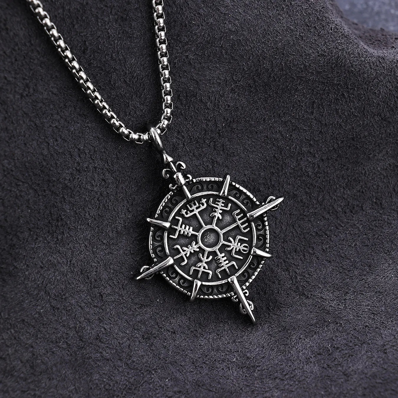 Vegvisir Rune Pendant