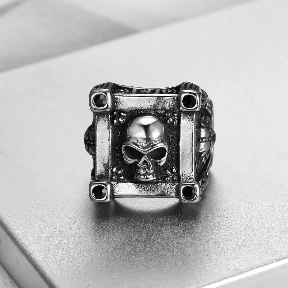 skull square ring