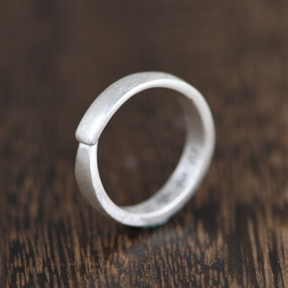 Six-Word Mantra ring