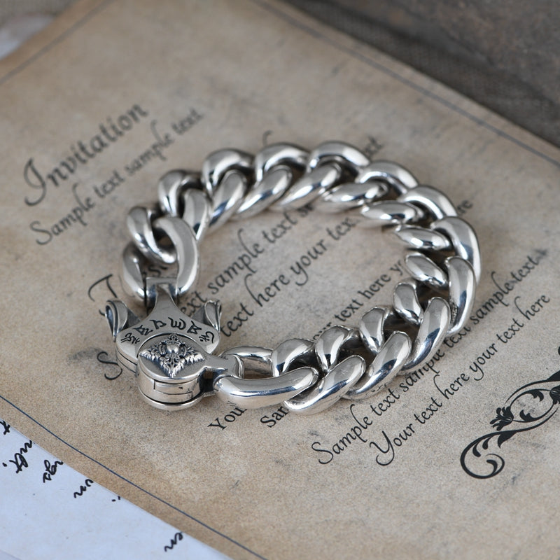 True Words and Flower Necklace