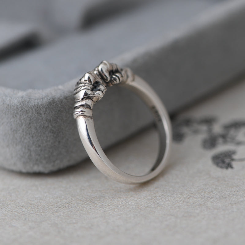 Fist Opening Ring