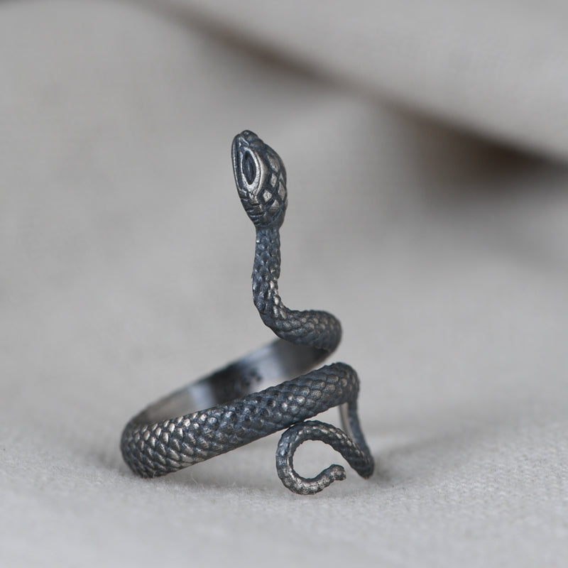 Gothic Snake Ring