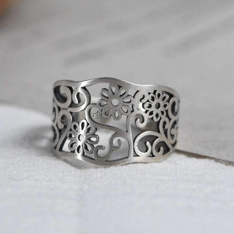 Silver Floral Design Ring