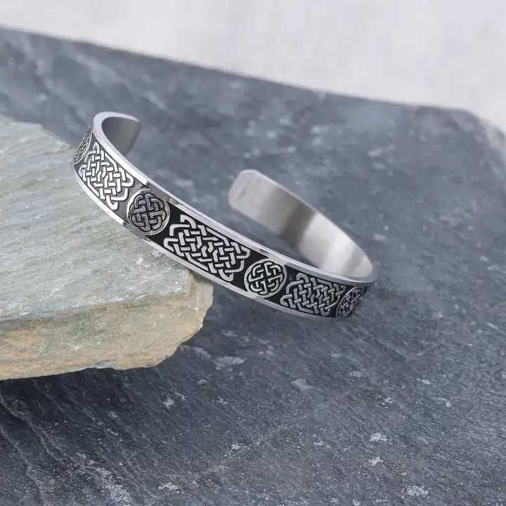 Valknut Celtic Bracelet