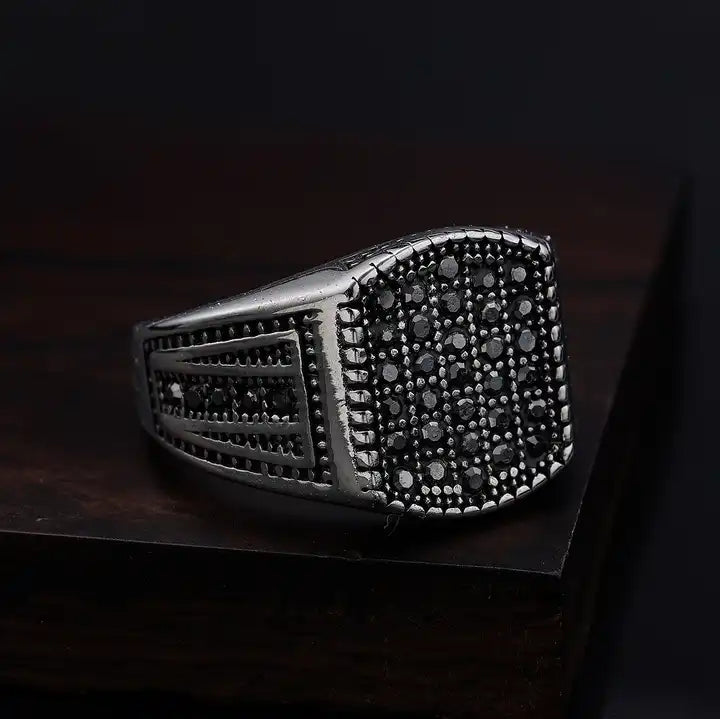 Pave inlaid zircon ring