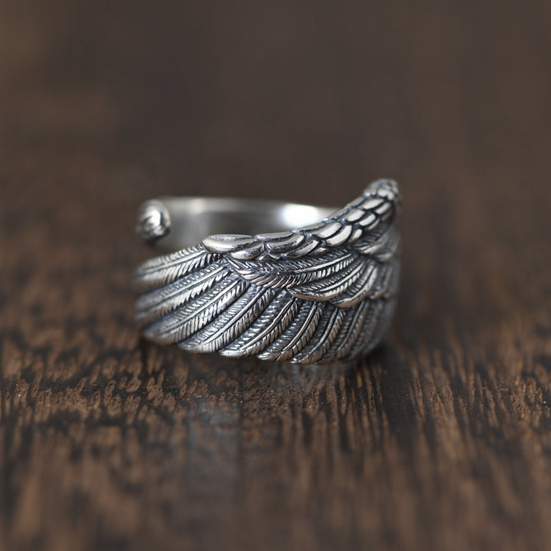 Rock wings Feather Adjustable ring