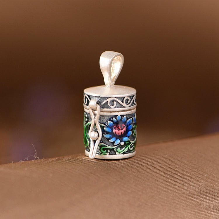 Oil Lotus Gawu Box Necklace