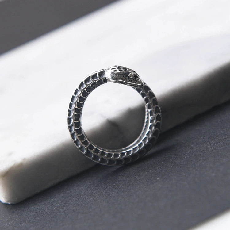 Retro Punk Snake Ring