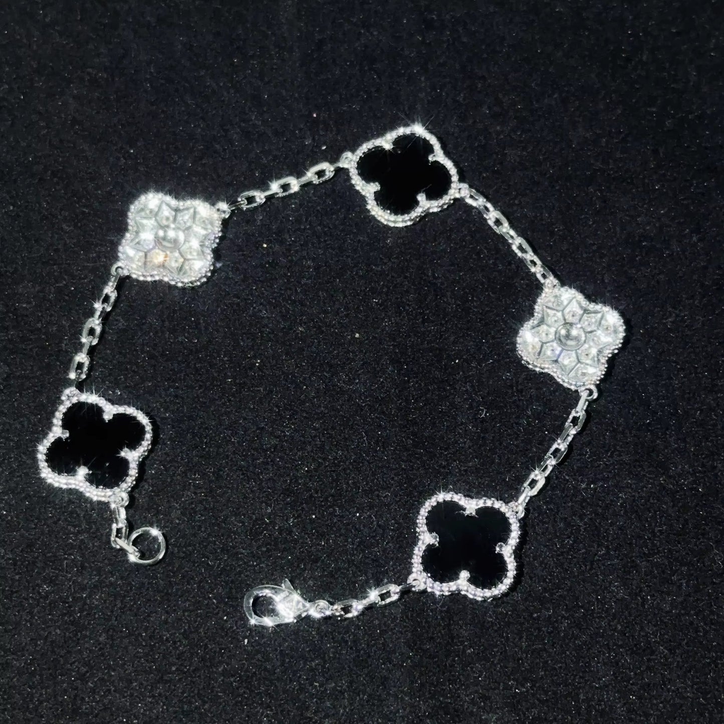 Clover Moissanite Bracelet