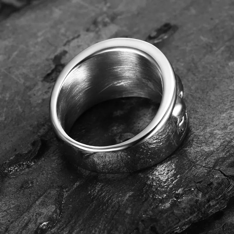 Skull heads Ring