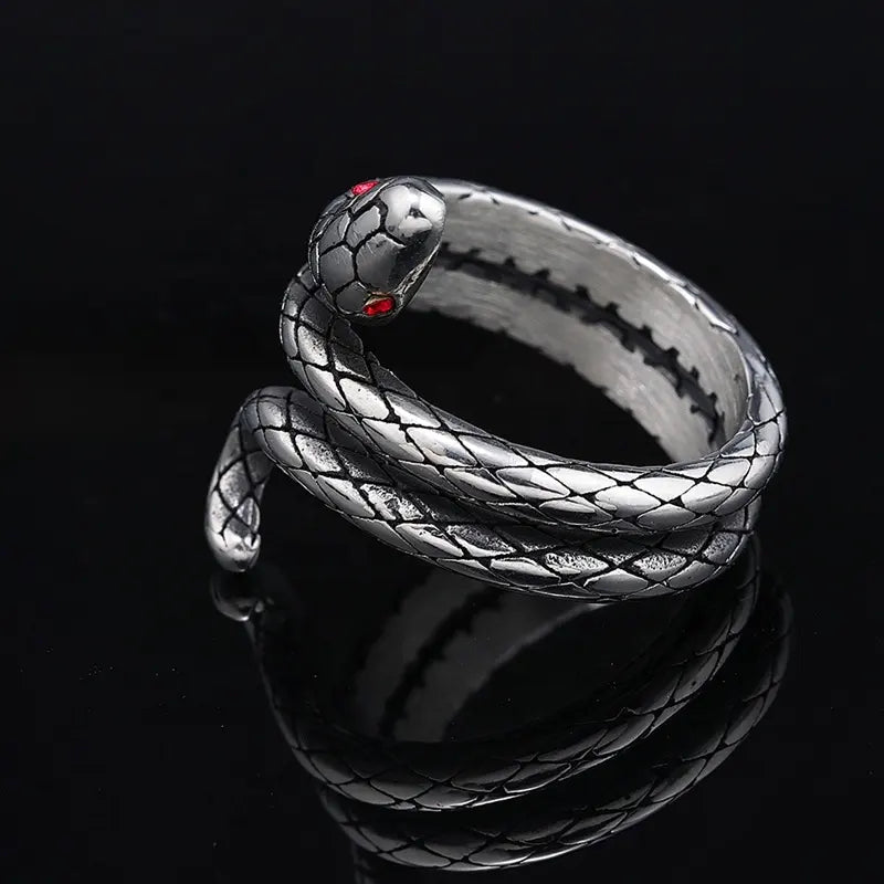 Vivid Serpent Ring