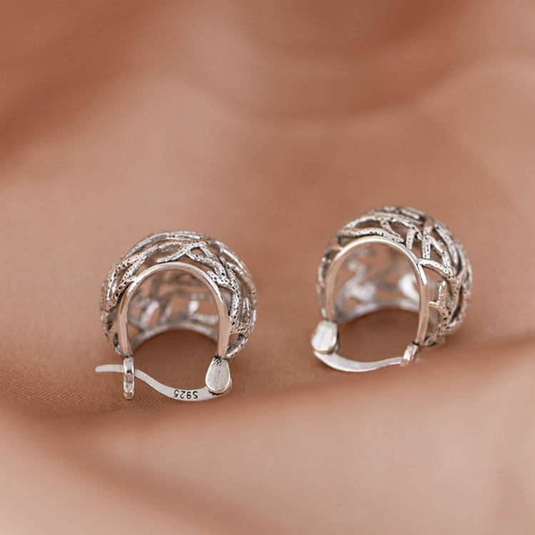 Branch design earrings