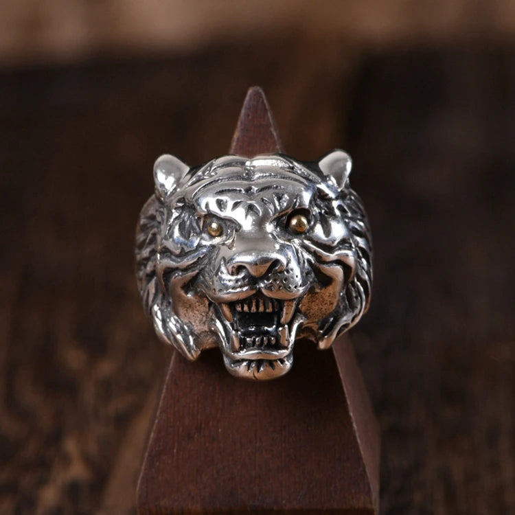 Retro Tiger Ring