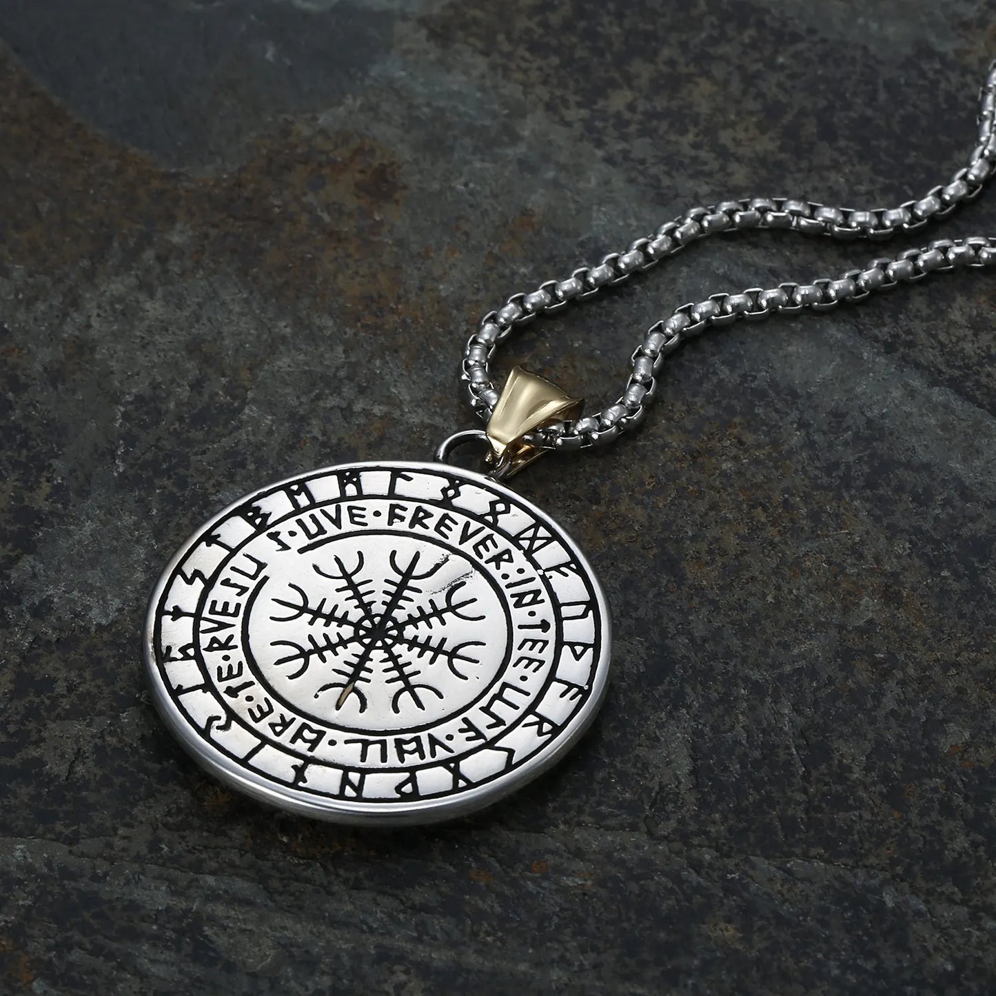 Raven Vegvisir Pendant