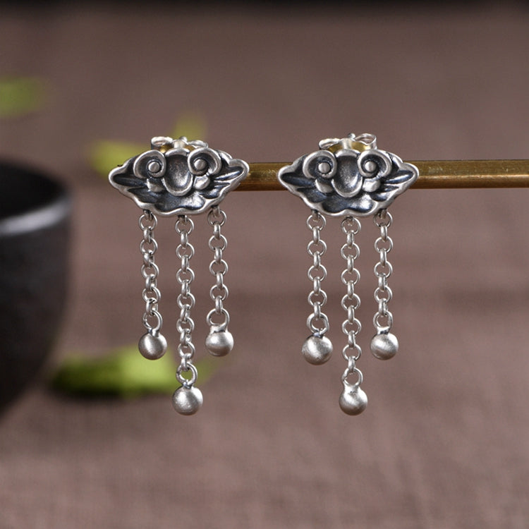 Flower Shape Chain Tassel Earrings