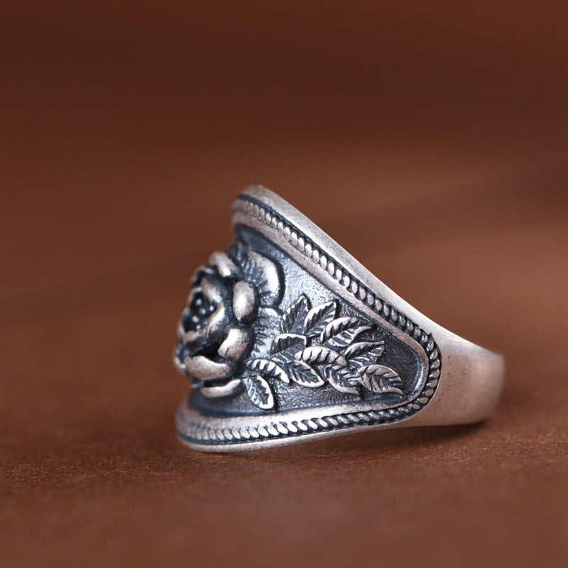 Peony Ring