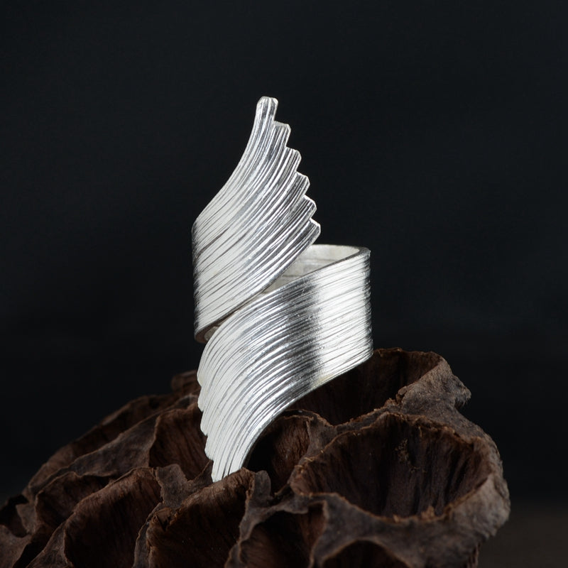 Ornament ring