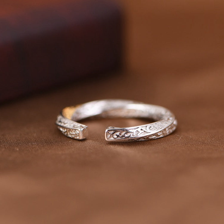 Round Stick Wavy Ring