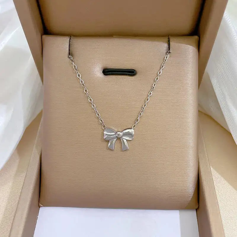Bow Pendant Necklace