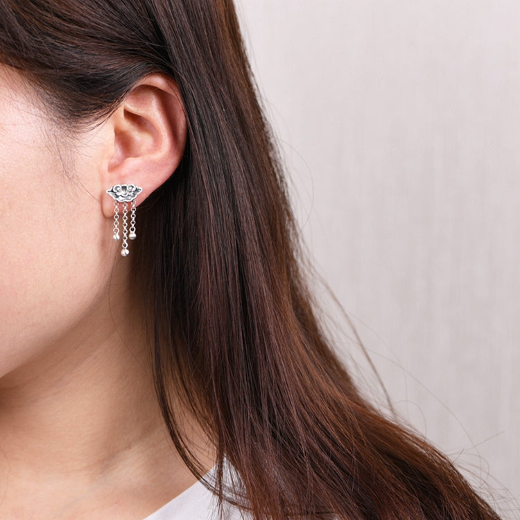 Flower Shape Chain Tassel Earrings