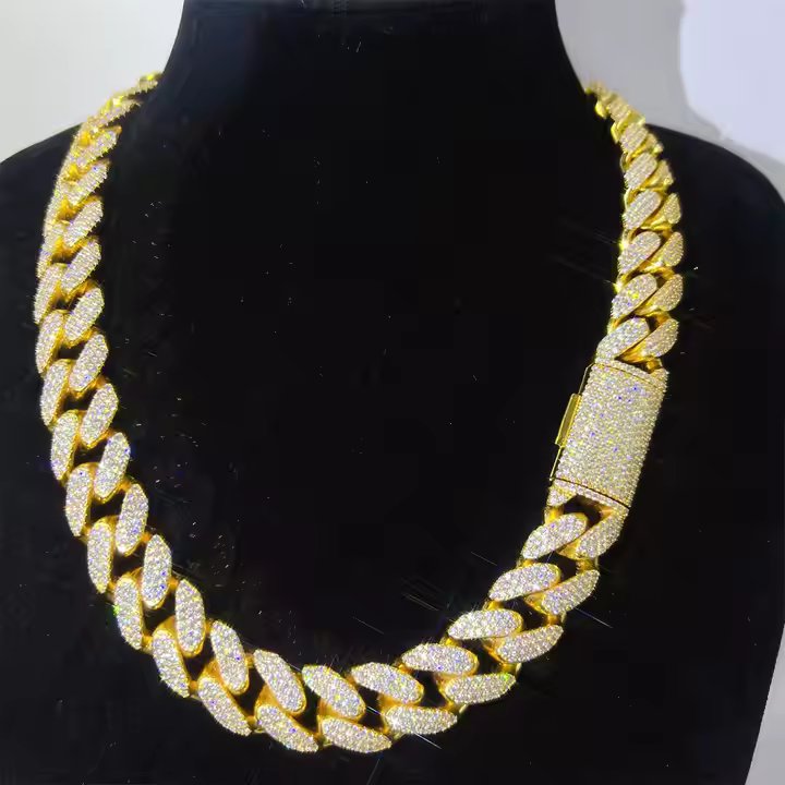 Golden Opulence Necklace