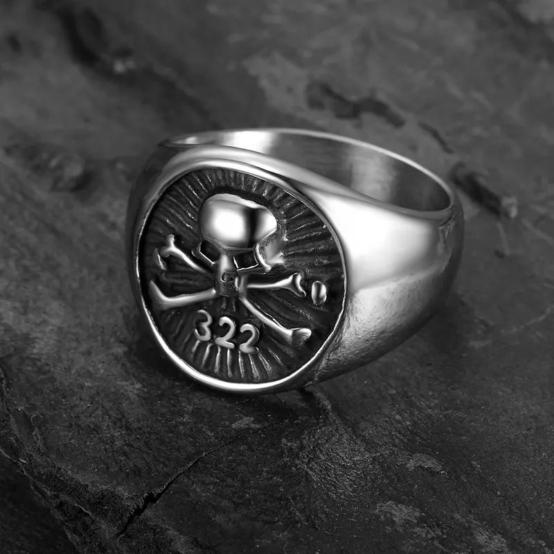 skull and bones 322 ring