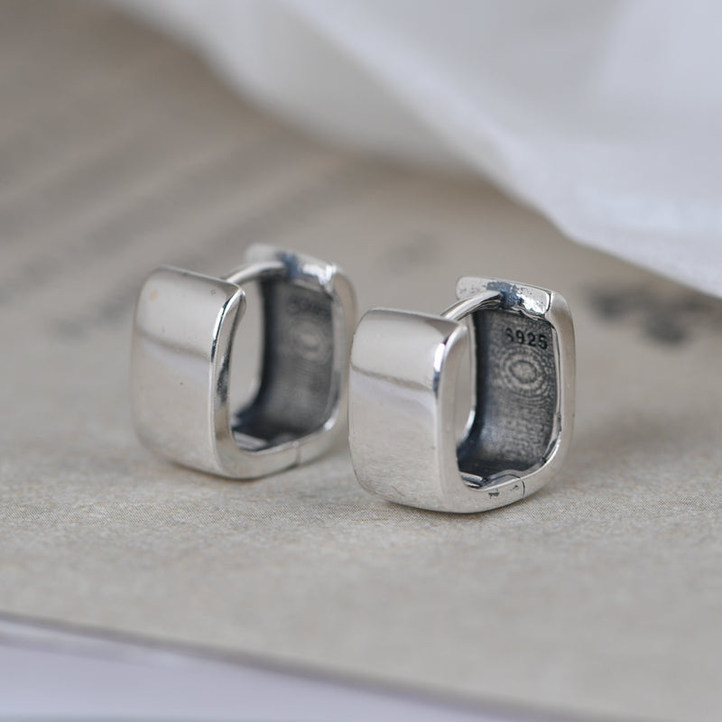 U-Shaped Flower Pattern Earrings