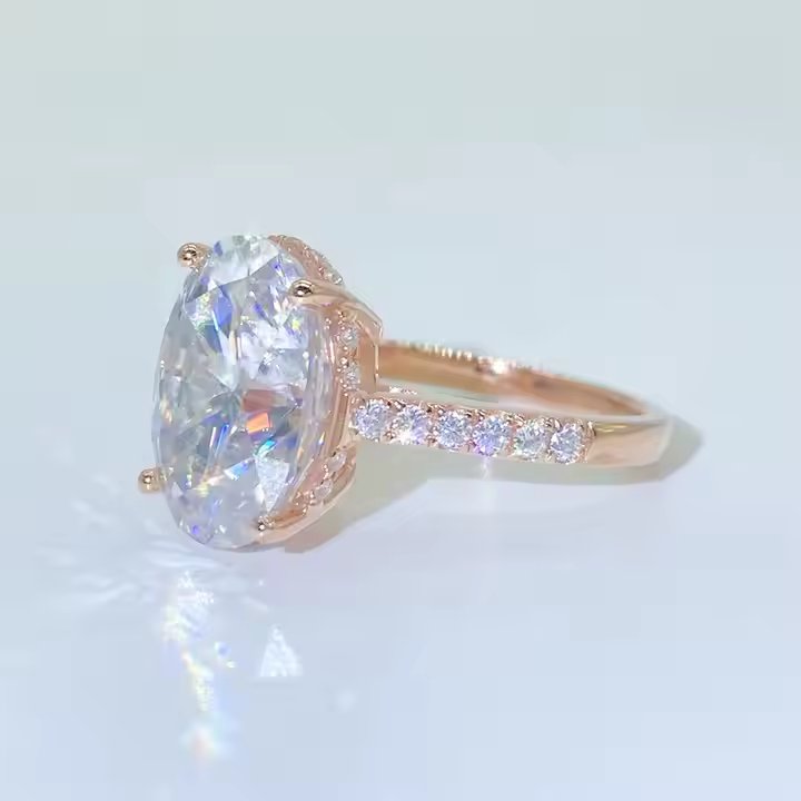 Oval Sparkle Ring