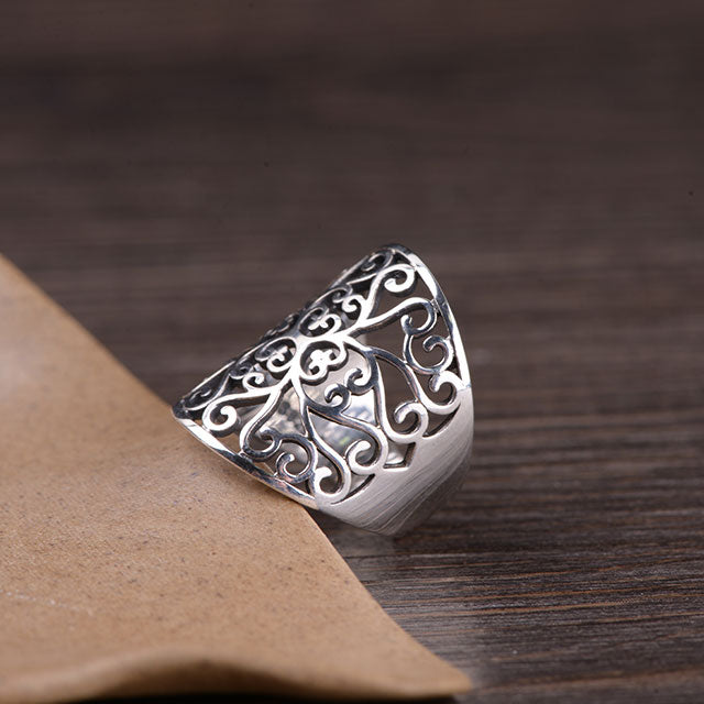 Hollow Pattern ring