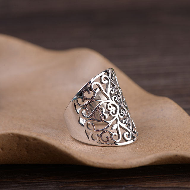 Hollow Pattern ring