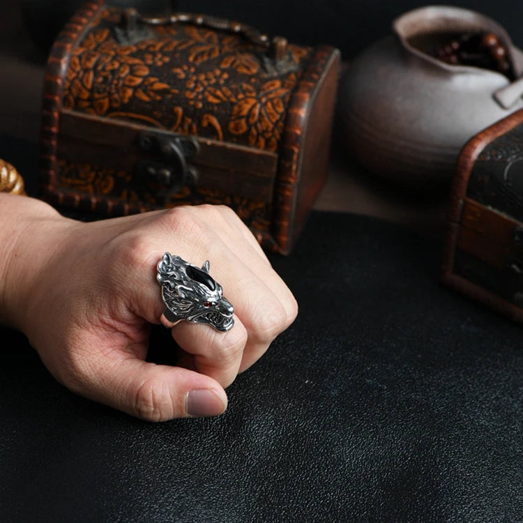 Wolf Head Ring