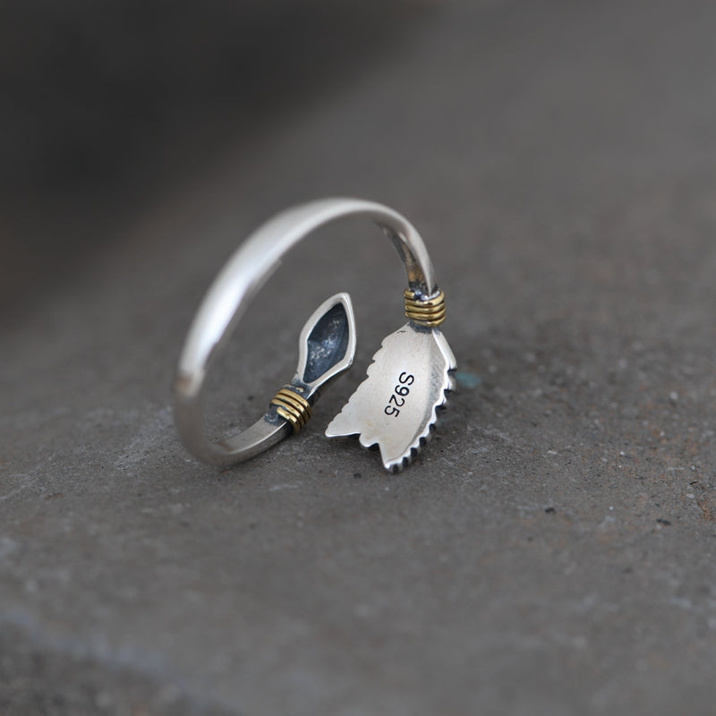 Retro Arrow Rings