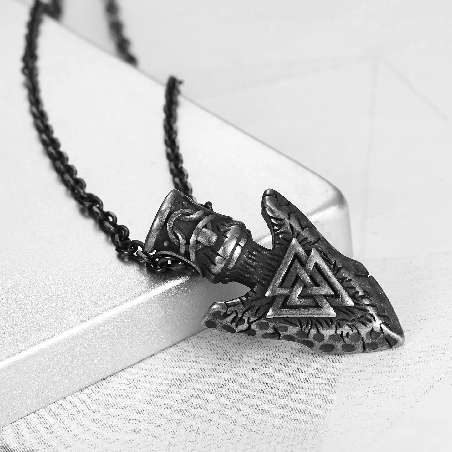 Valknut Spearhead Pendant